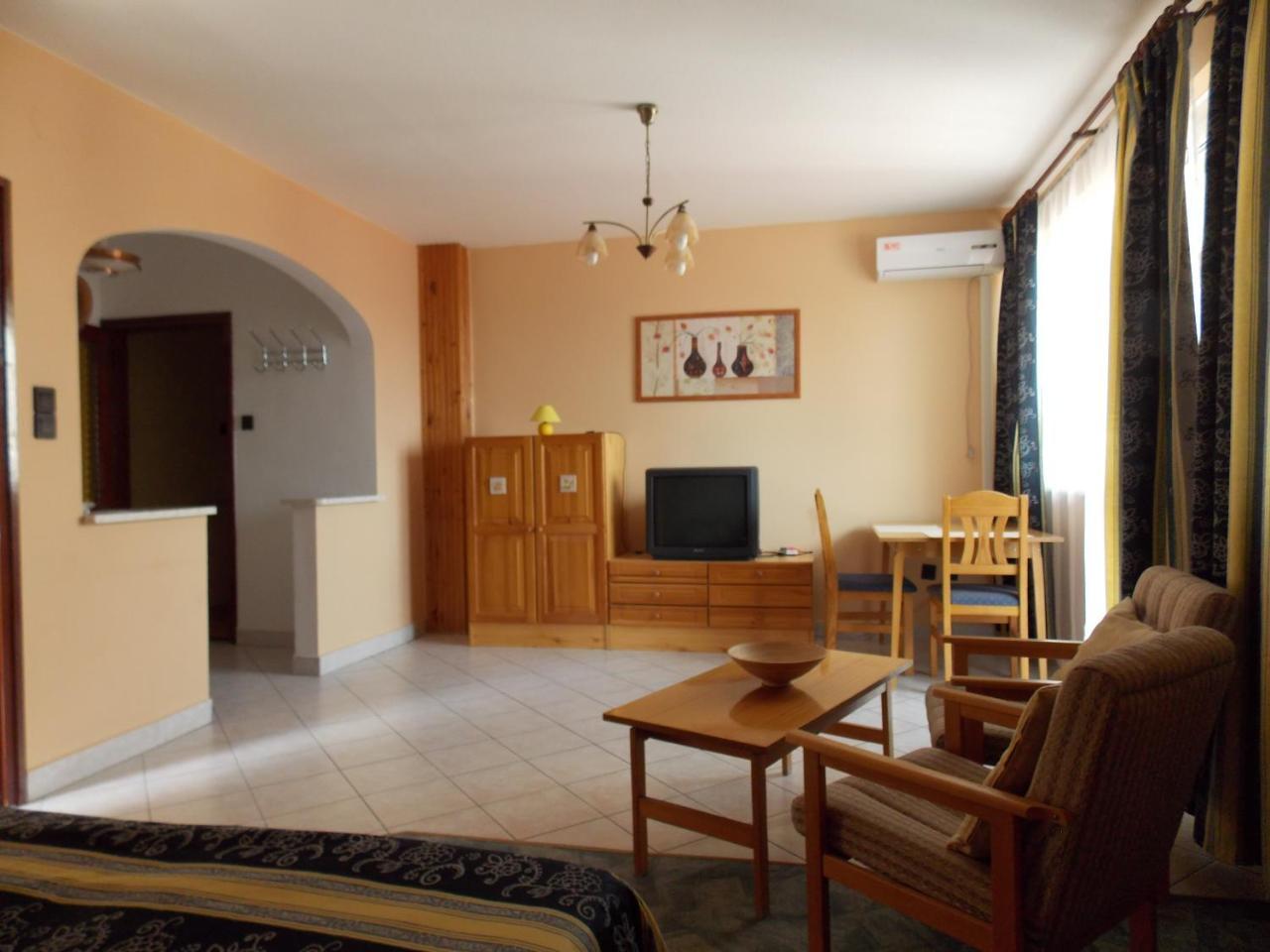 Heviz Therme Apartmenthaus מראה חיצוני תמונה