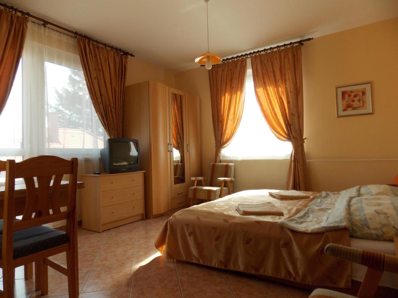Heviz Therme Apartmenthaus מראה חיצוני תמונה